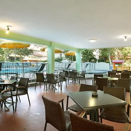 Abacus Hotel 3*
